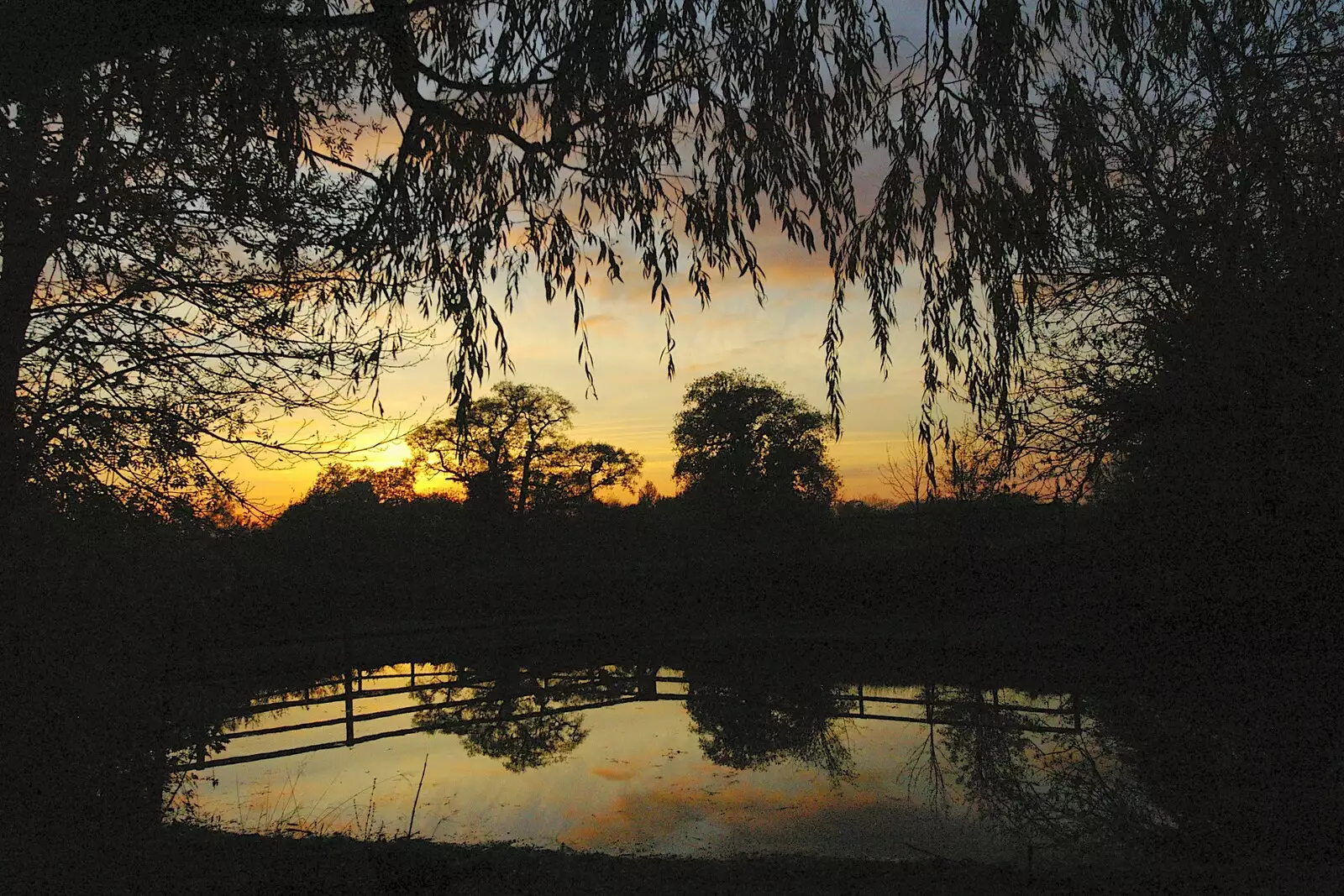 A nice sunset over the pond, from Thornham Walled Garden, and Bob Last Leaves the Lab, Cambridge - 20th November 2005