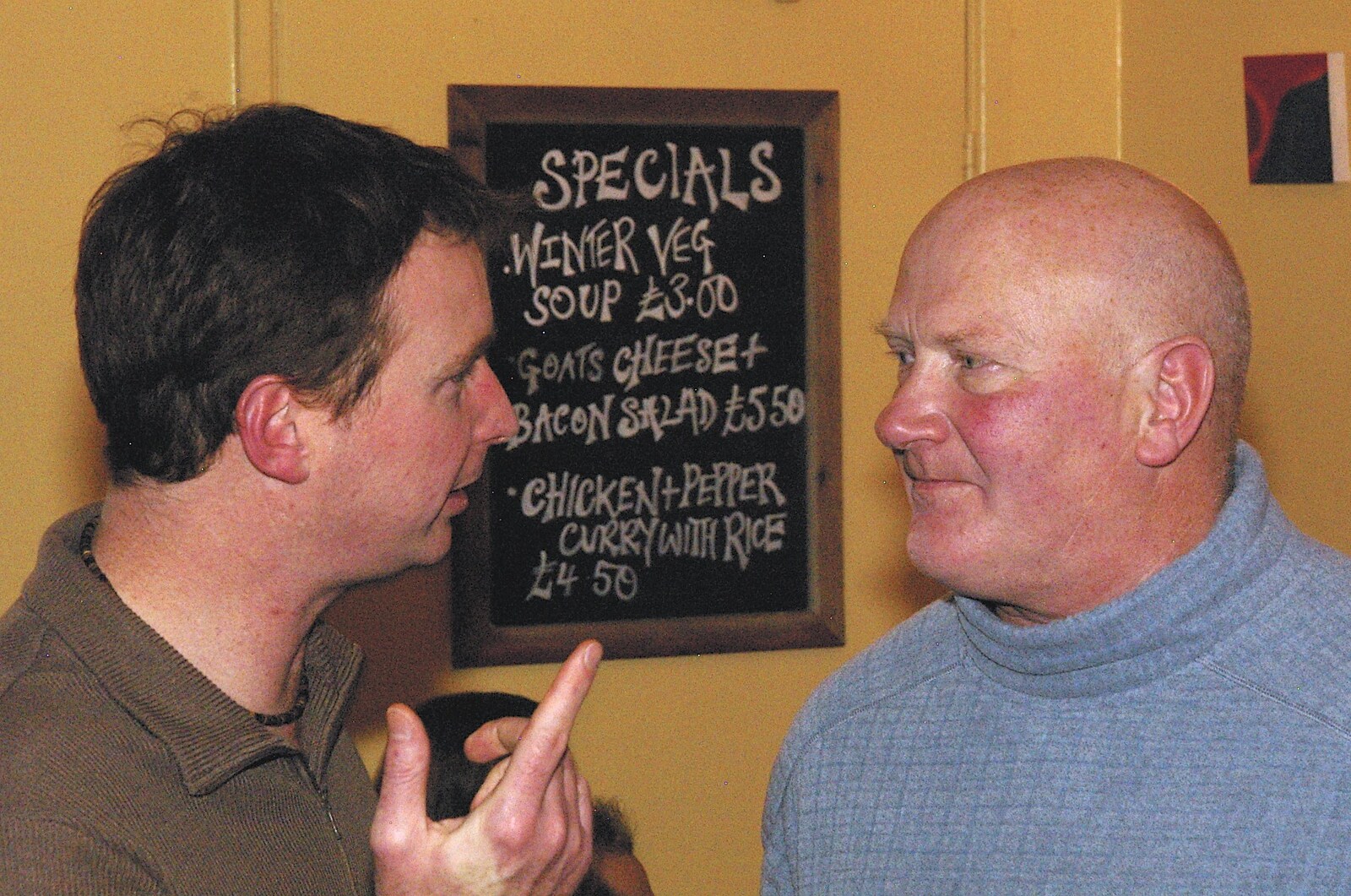 Someone chats to Alan Warren from Most Haunted, and Music at Bar 13 and the Cherry Tree, Mellis - 26th November 2005