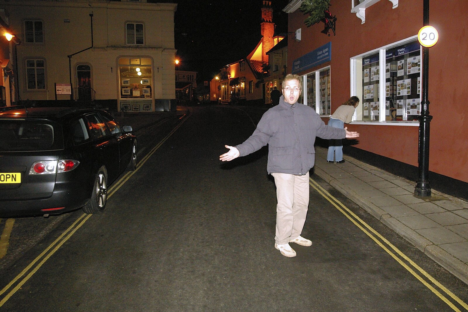 Marc roams around on Pump Hill in Diss from Most Haunted, and Music at Bar 13 and the Cherry Tree, Mellis - 26th November 2005