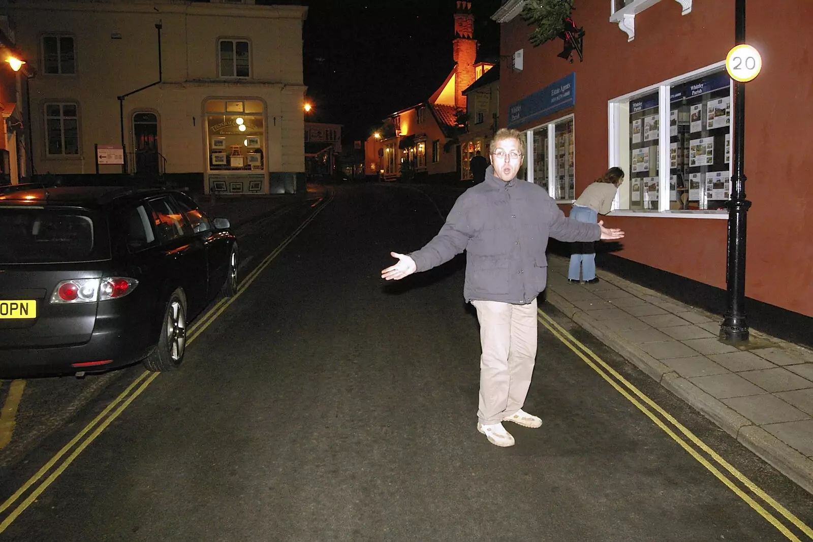 Marc roams around on Pump Hill in Diss, from Most Haunted, and Music at Bar 13 and the Cherry Tree, Mellis - 26th November 2005