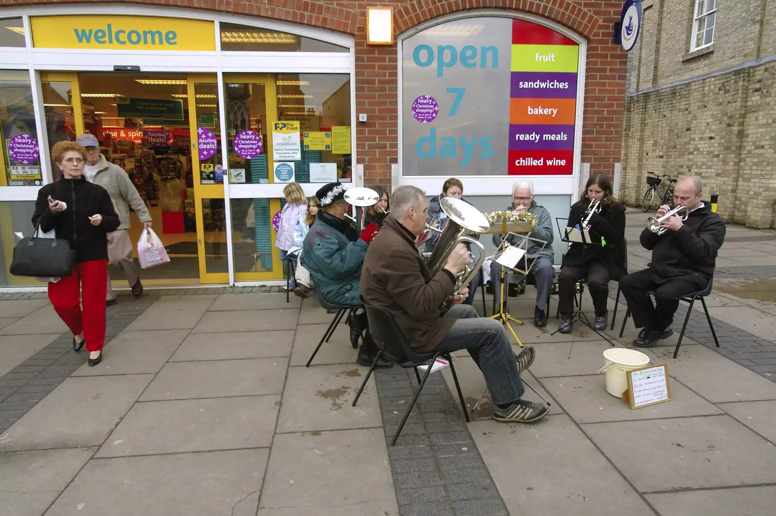 The band plays 'In the Bleak Midwinter', from Post-modern Alienation: Bleak House, a Diss Miscellany, Norfolk - 3rd December 2005