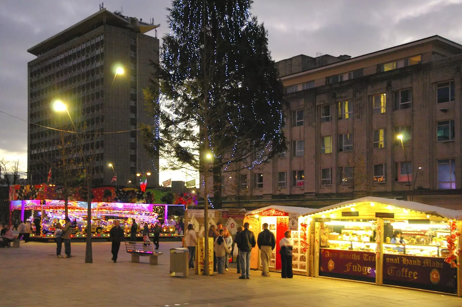 Market stalls on Armada Way, from Uni: A Polytechnic Reunion, Plymouth, Devon - 17th December 2005