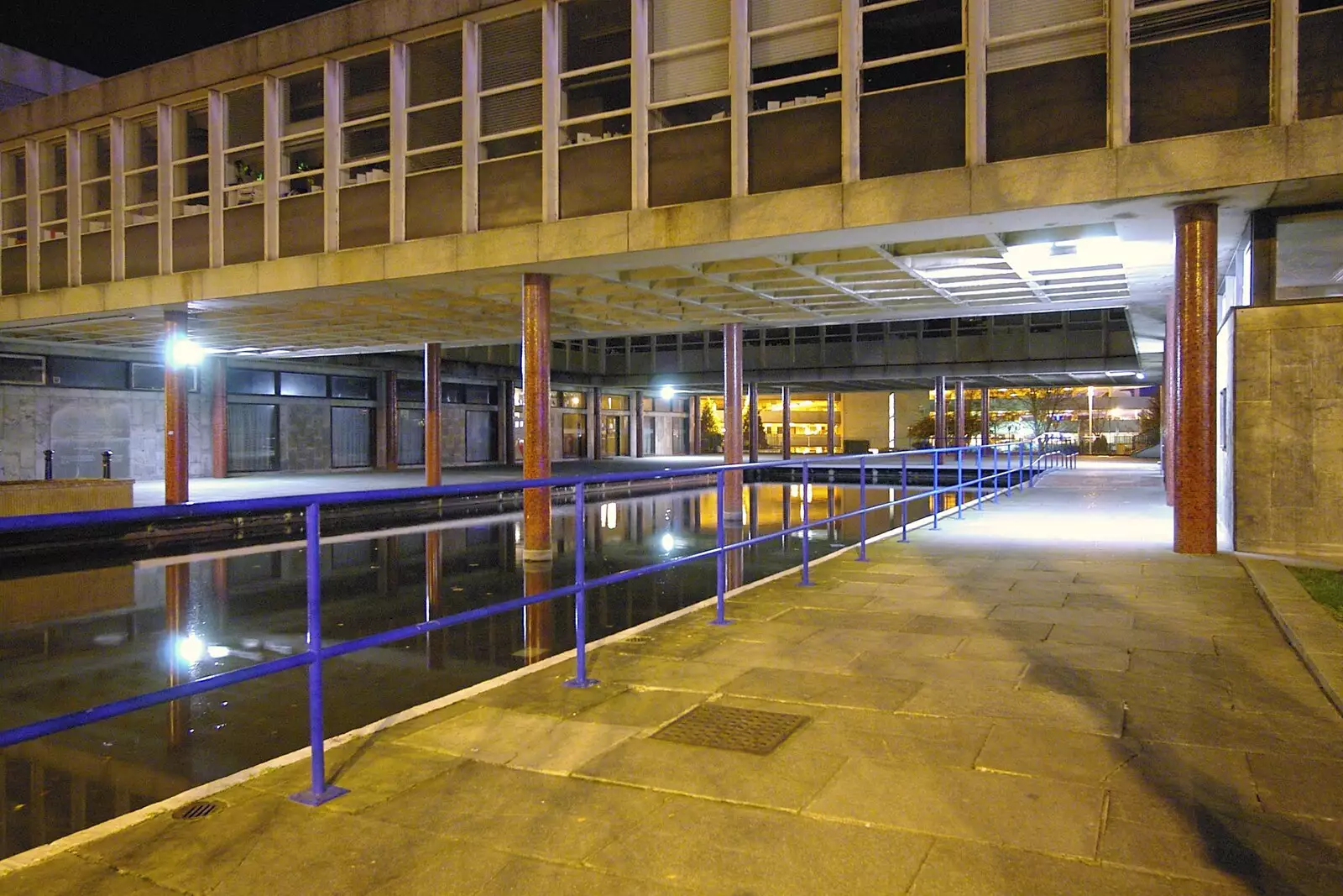 The link between the Civic Centre and next door, from Uni: A Polytechnic Reunion, Plymouth, Devon - 17th December 2005