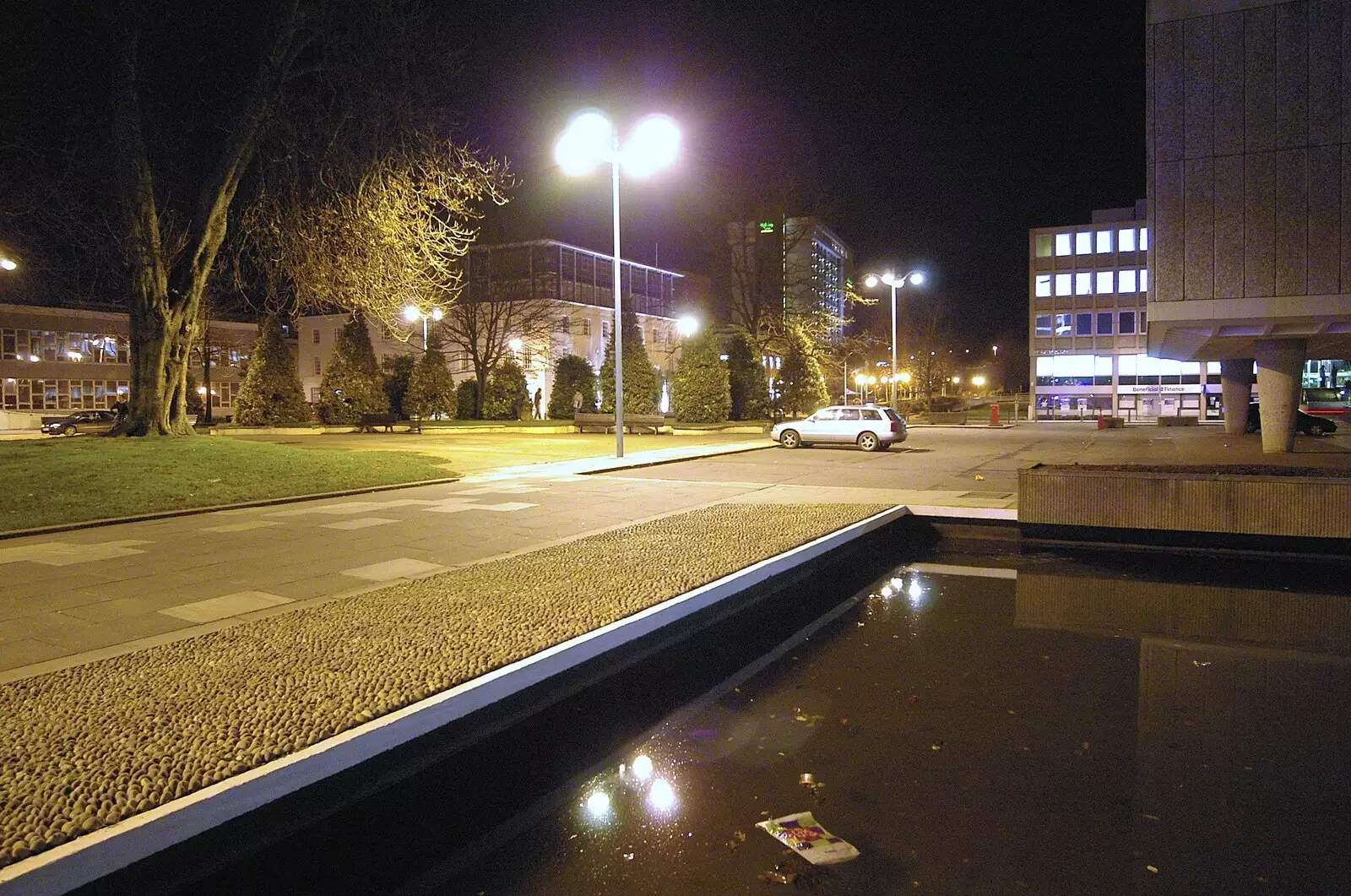 The Civic Centre ponds, from Uni: A Polytechnic Reunion, Plymouth, Devon - 17th December 2005