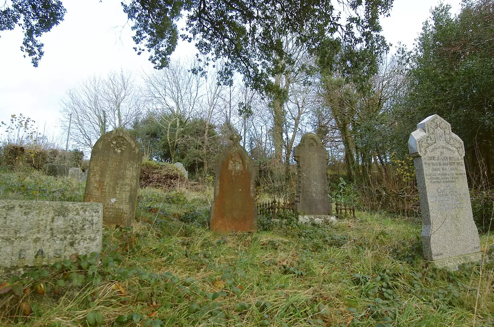 The graveyard in the garden, from A Wander Around Hoo Meavy and Burrator, Dartmoor, Devon - 18th December 2005