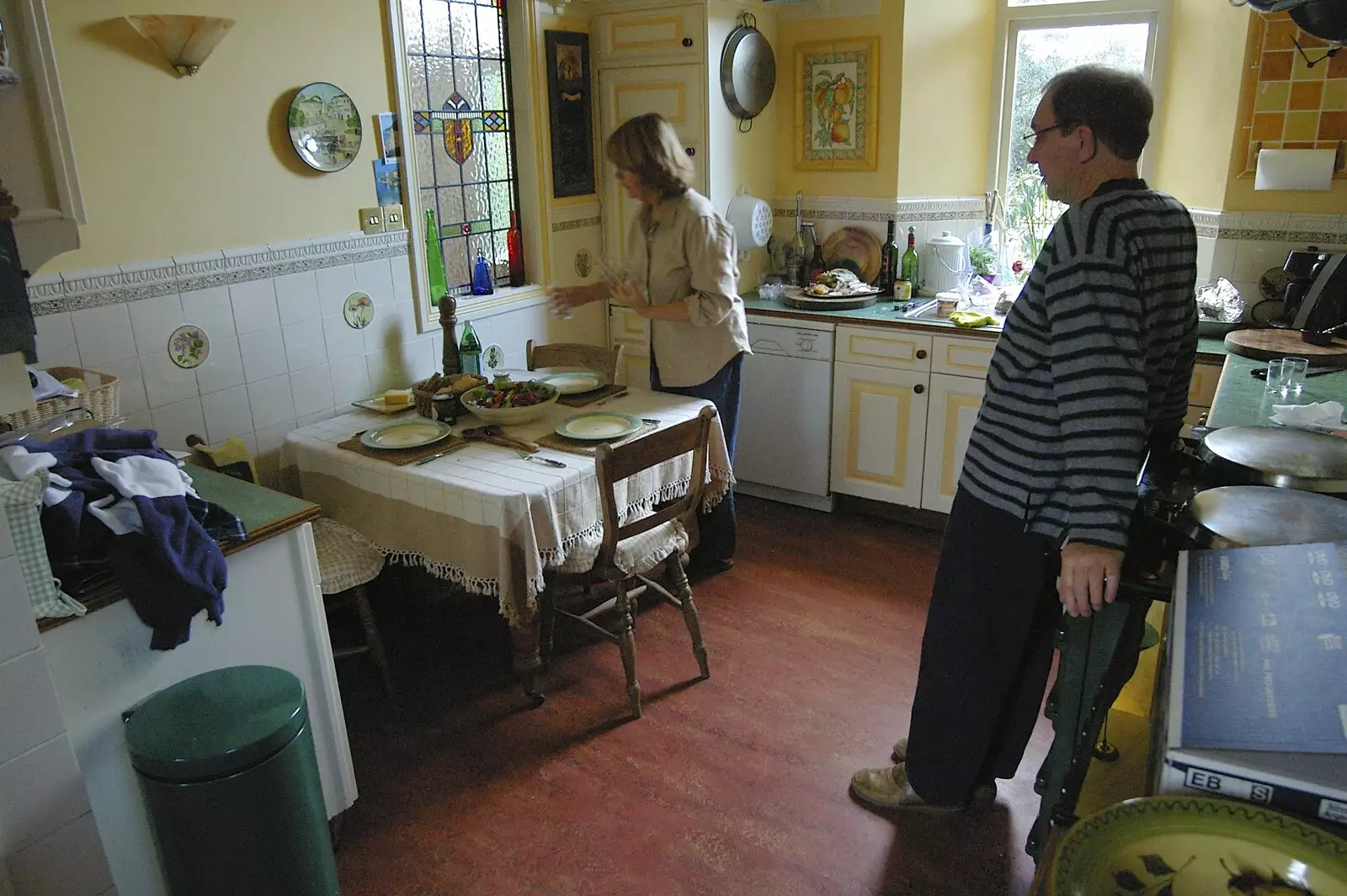 Mother sets up lunch, from A Wander Around Hoo Meavy and Burrator, Dartmoor, Devon - 18th December 2005