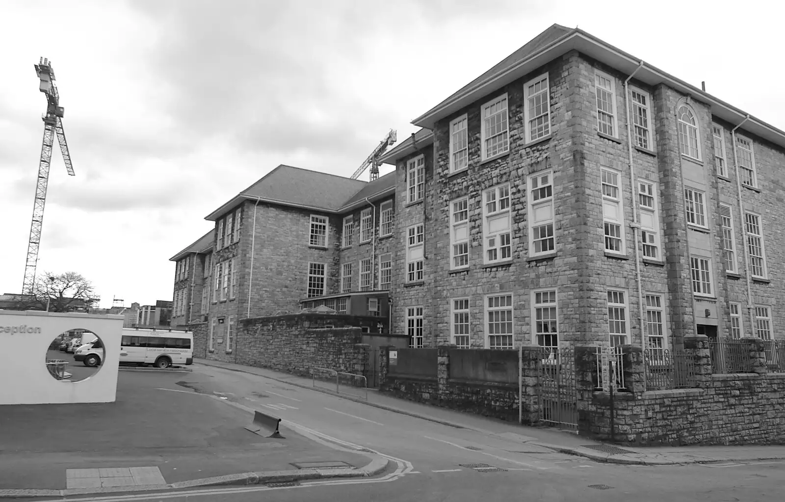 The Coburg Street Villas, seemingly untouched, from Uni: A Wander Around the Campus, Plymouth, Devon - 18th December 2005