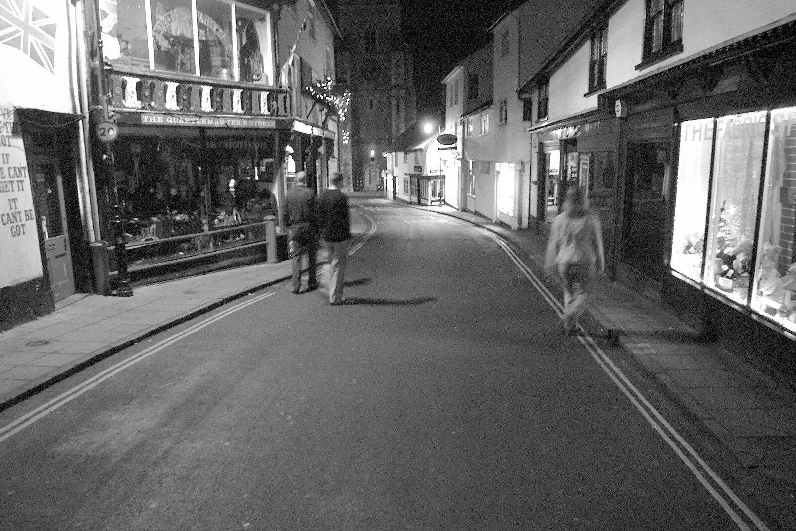 Walking down St Nicholas Street, from Pre-Christmas Roundup: Wigs, Beers and Kebabs, Diss, Norfolk - 24th December 2005