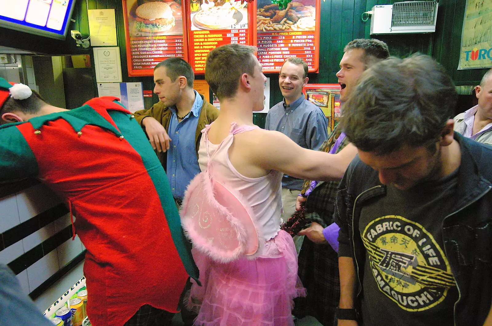 A Christmas crowd, from Pre-Christmas Roundup: Wigs, Beers and Kebabs, Diss, Norfolk - 24th December 2005