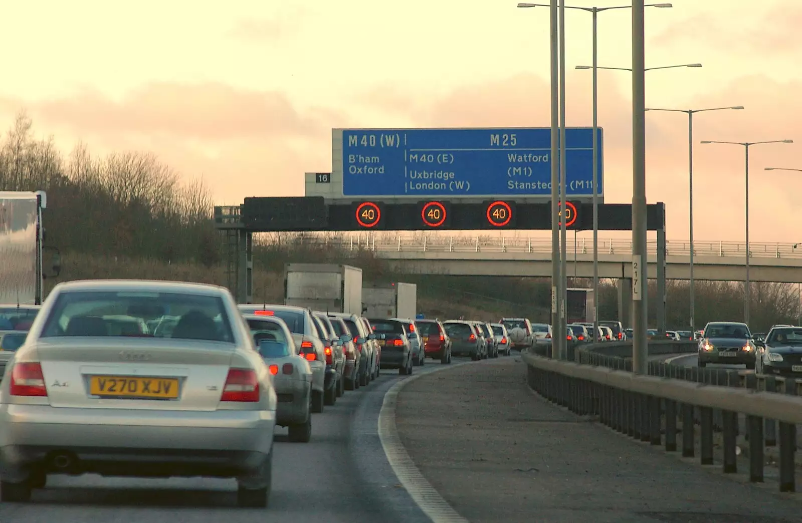 The Road to Hell: M25 near Junction 16 for the M40, from Boxing Day Miscellany, Hordle and Barton-on-Sea, Hampshire - 26th December 2005