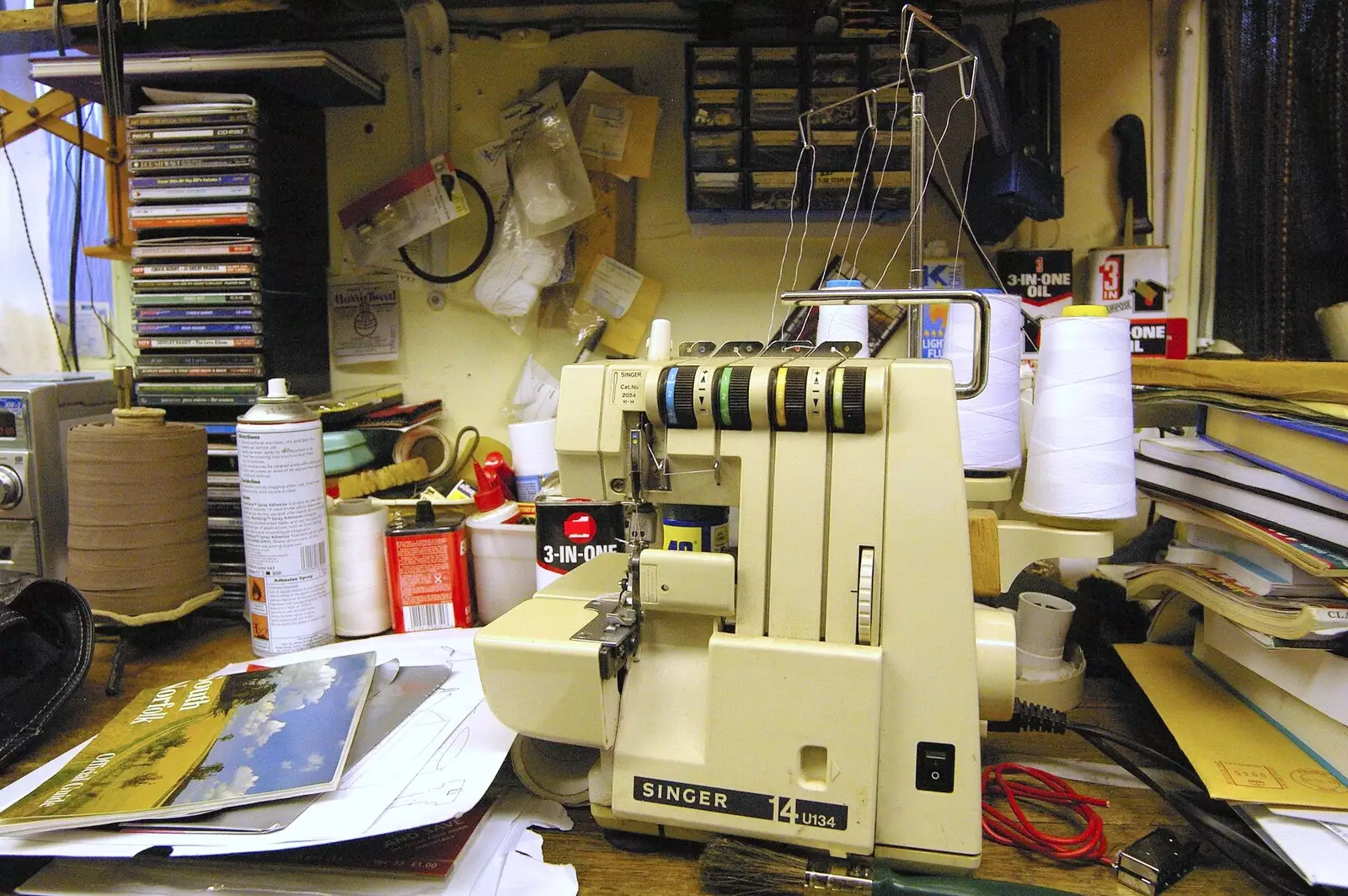 Another Singer sewing machine, from A Portrait of Hopgoods: Gentlemen's Outfitters, Diss, Norfolk - 4th January 2006