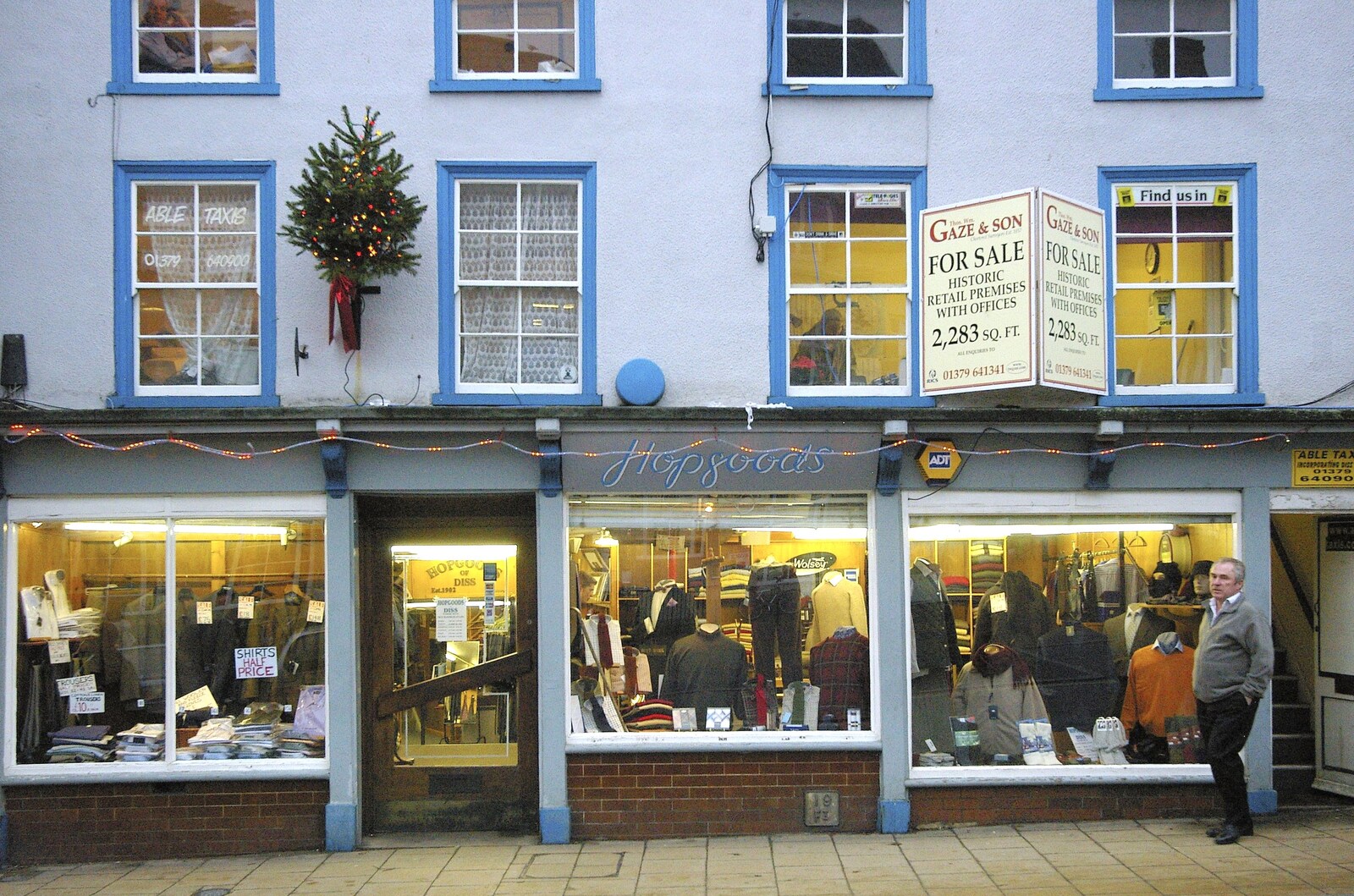 Hopgoods - front aspect from A Portrait of Hopgoods: Gentlemen's Outfitters, Diss, Norfolk - 4th January 2006