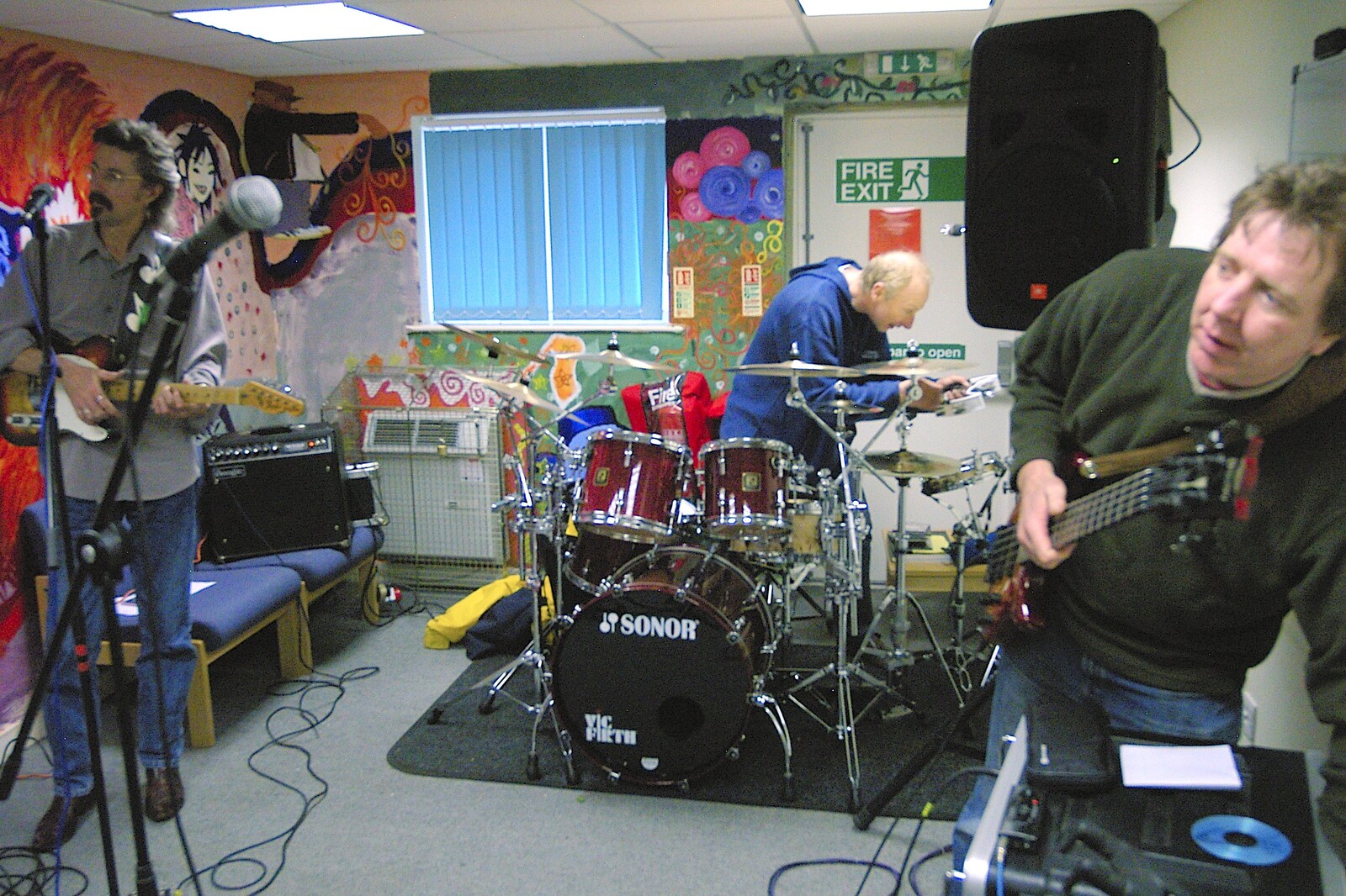 The BBs set up for rehearsal in the youth club from Hard-Fi at Brixton Academy, The BBs, and Ping Pong at The Swan Inn - 15th May 2006