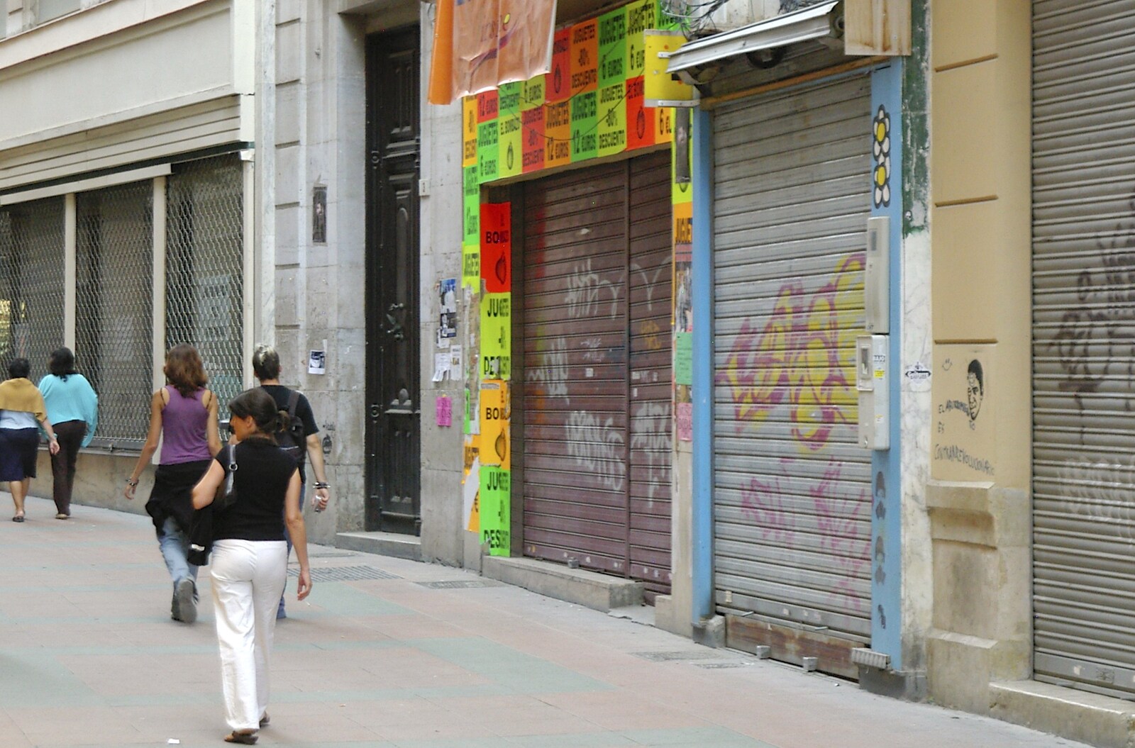 More graffiti from Working at Telefónica, Malaga, Spain - 6th June 2006