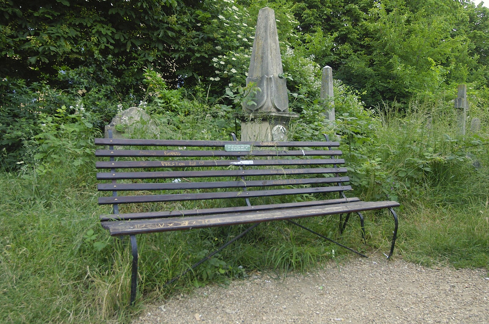 A park bench in Mill Road Cemetery from Ben Leaves "The Lab", Fort St. George, Cambridge - 16th June 2006