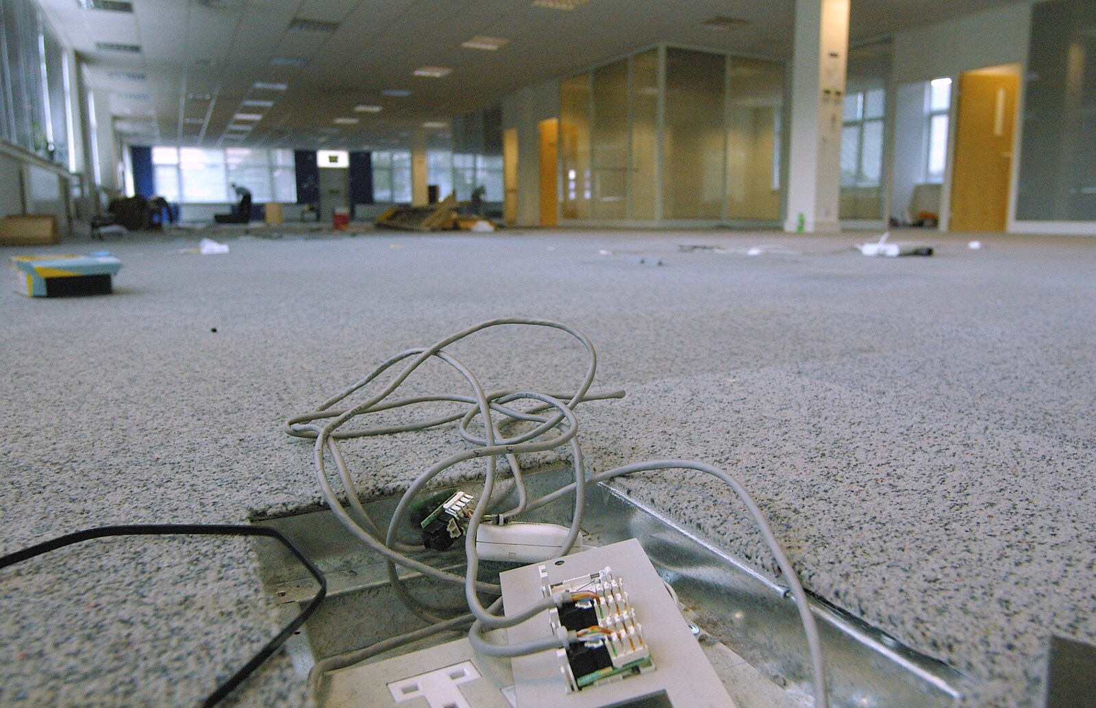 A wrecked floor socket and network outlet from Qualcomm Moves Offices, Milton Road, Cambridge - 26th July 2006