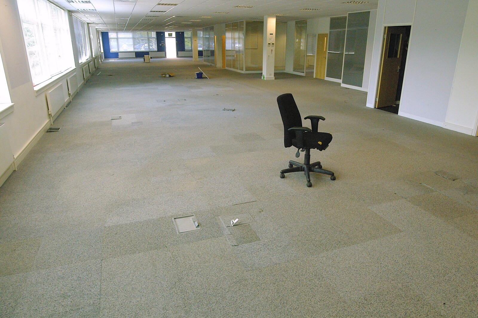 The almost-empty office from Qualcomm Moves Offices, Milton Road, Cambridge - 26th July 2006
