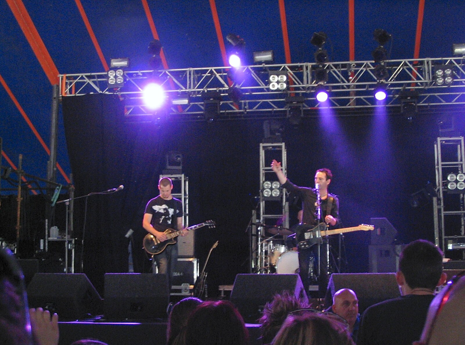 A little bit of the band Vega 4 from The First Latitude Festival, Henham Park, Suffolk - 14th July 2006