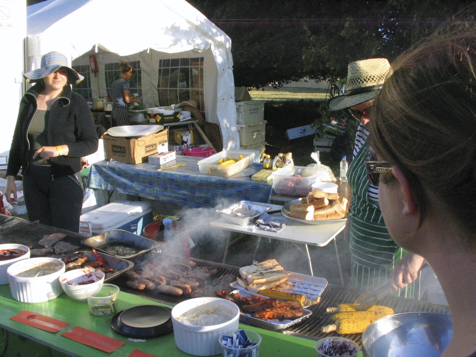 Isobel scopes the food out from The First Latitude Festival, Henham Park, Suffolk - 14th July 2006
