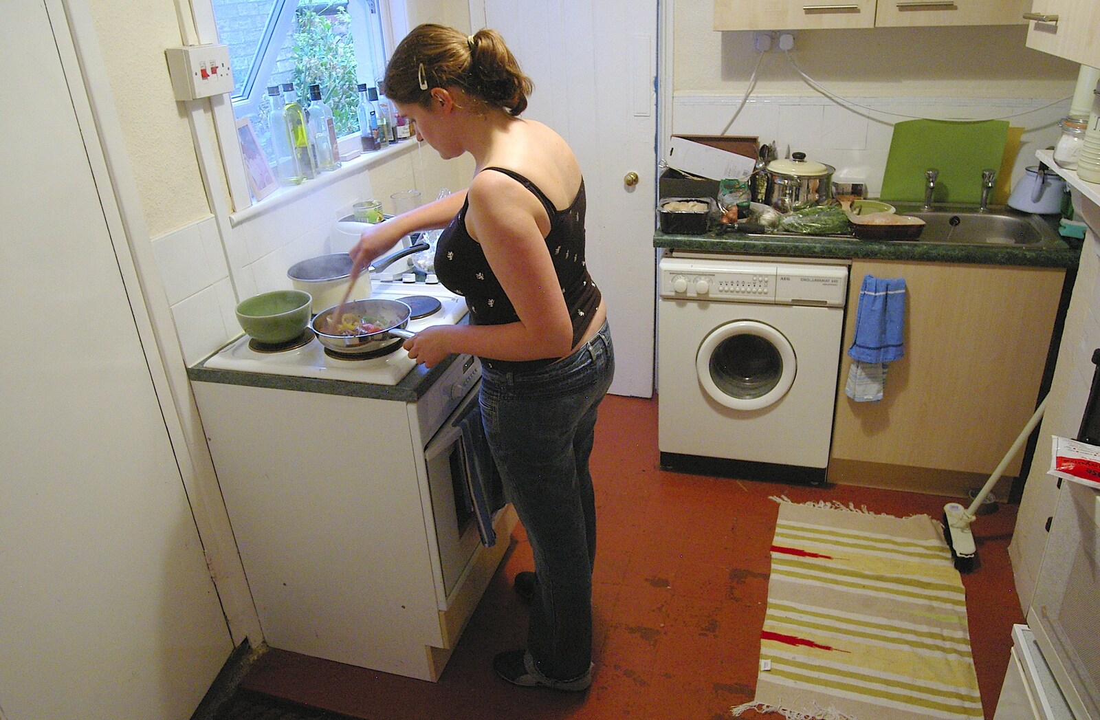 Isobel rustles up a stir-fry from Shakespeare at St. John's, Parker's Piece and the A14's Worst Day - 17th July 2006