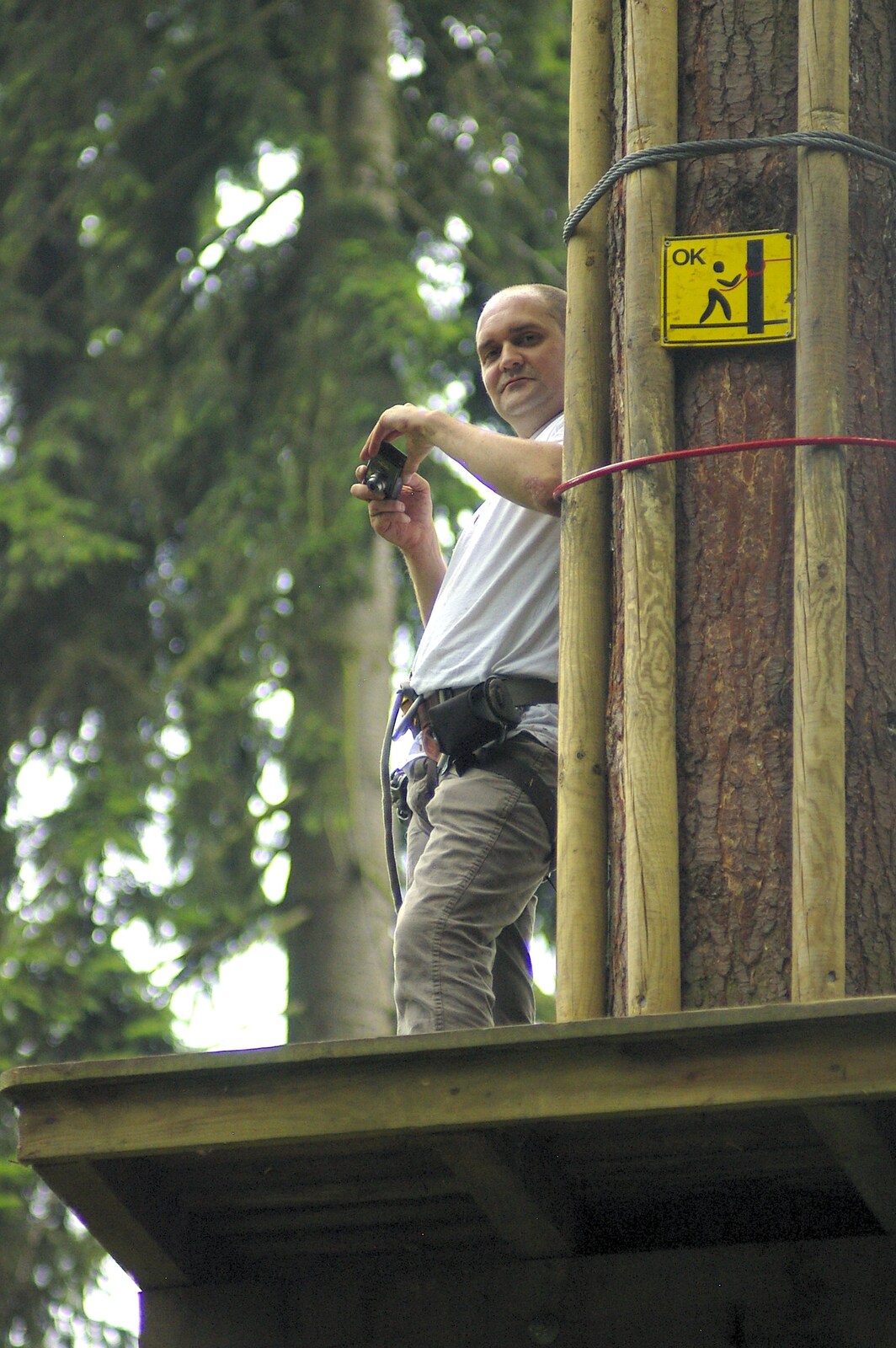 Francis takes a photo from Qualcomm Cambridge "Go Ape", High Lodge, Thetford Forest - 27th July 2006