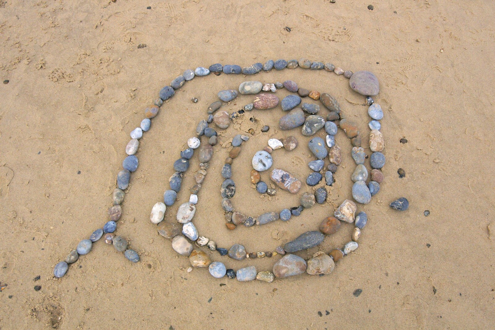 A cool swirly fish-shape made of pebbles from The Regatta Restaurant with Mother and Mike, Aldeburgh, Suffolk - 10th August 2006