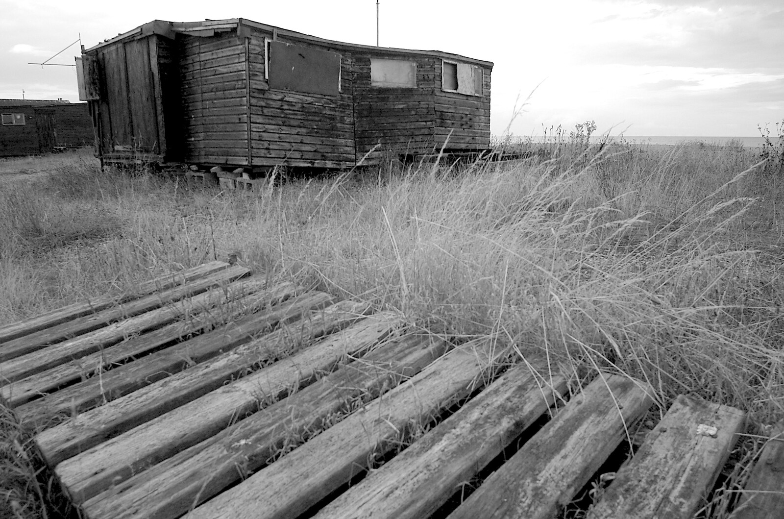 Derelict shed and boardwalk from The Regatta Restaurant with Mother and Mike, Aldeburgh, Suffolk - 10th August 2006