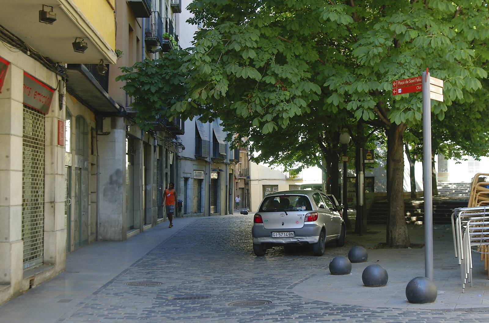 A leafy back street from Girona, Catalunya, Spain - 17th September 2006