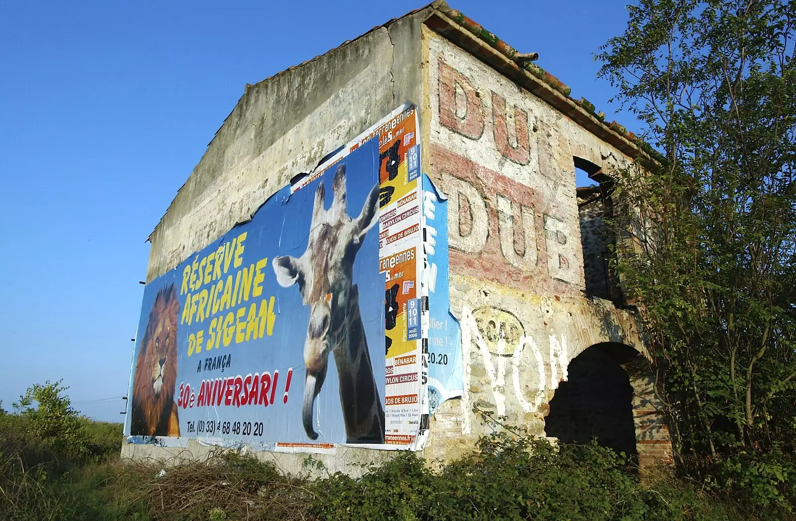 A derelict building near Le Bolou, from The Colourful Boats of Collioure, France - 20th September 2006