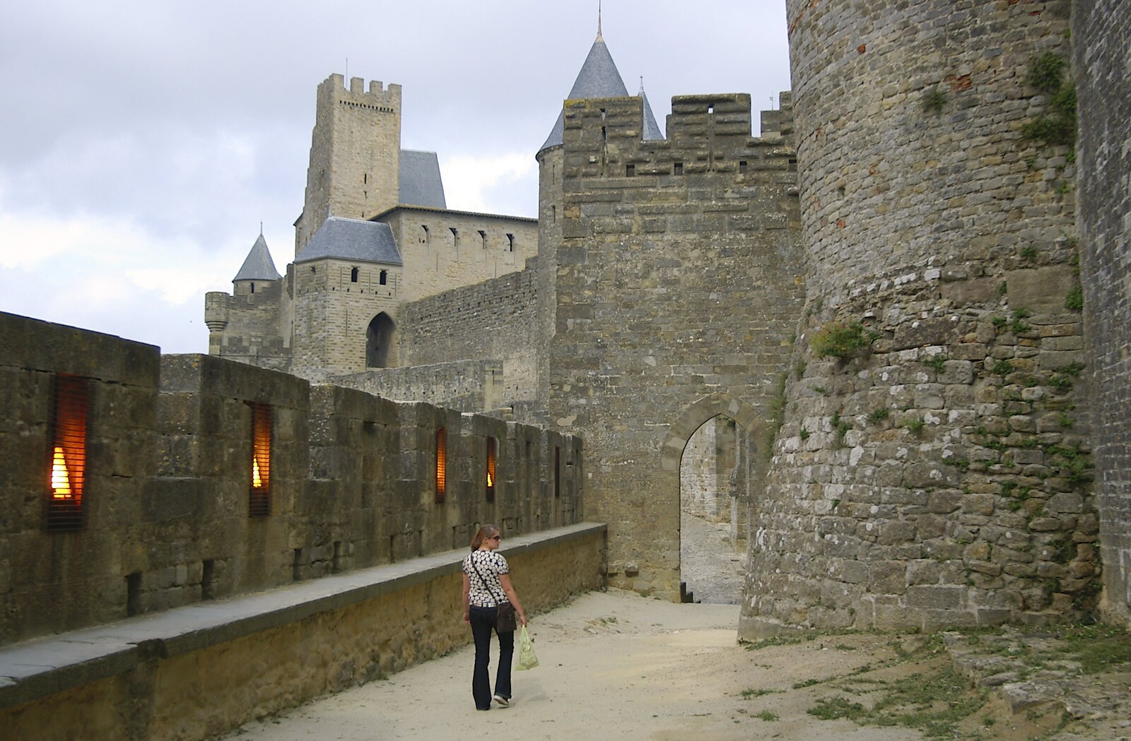 Isobel walks up from the Porte d'Aude from A Couple of Days in Carcassonne, Aude, France - 21st September 2006