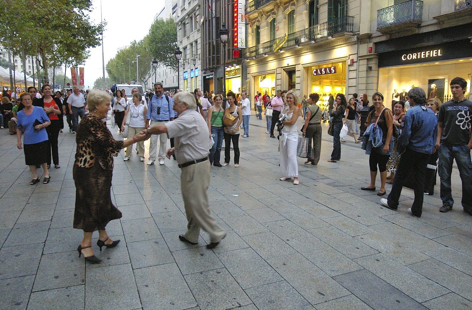 An old couple dance in the street from Two Days in Barcelona, Catalunya, Spain - 22nd September 2006
