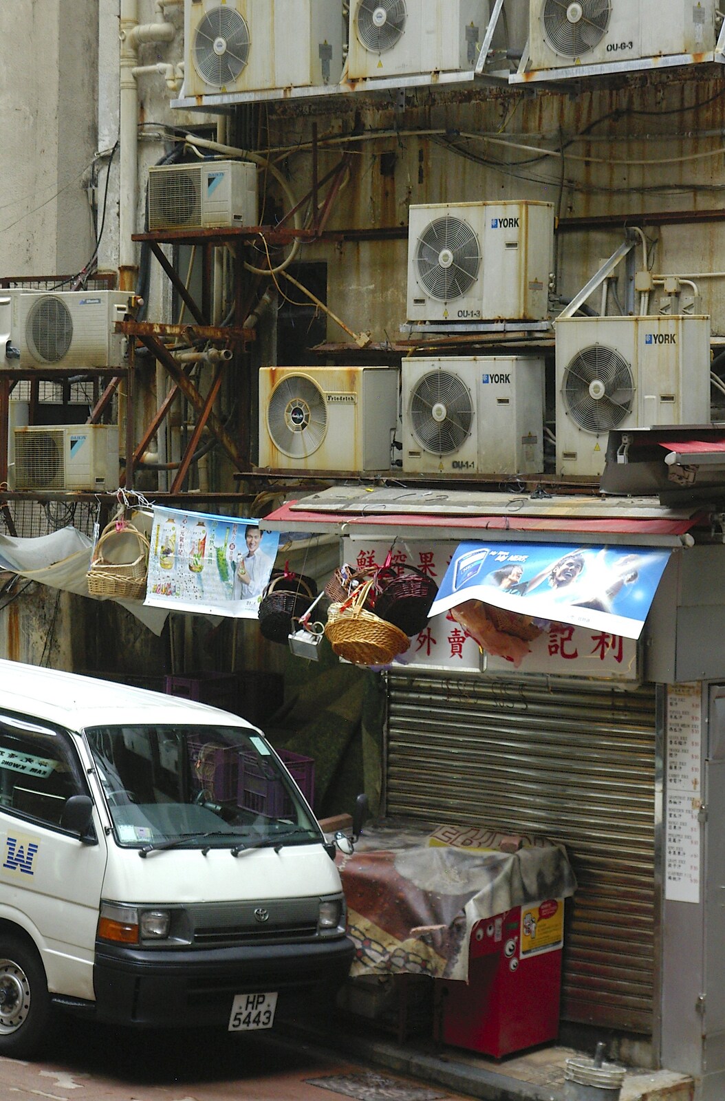 A ton of air conditioning units from Wan Chai and Central, Hong Kong, China - 2nd October 2006