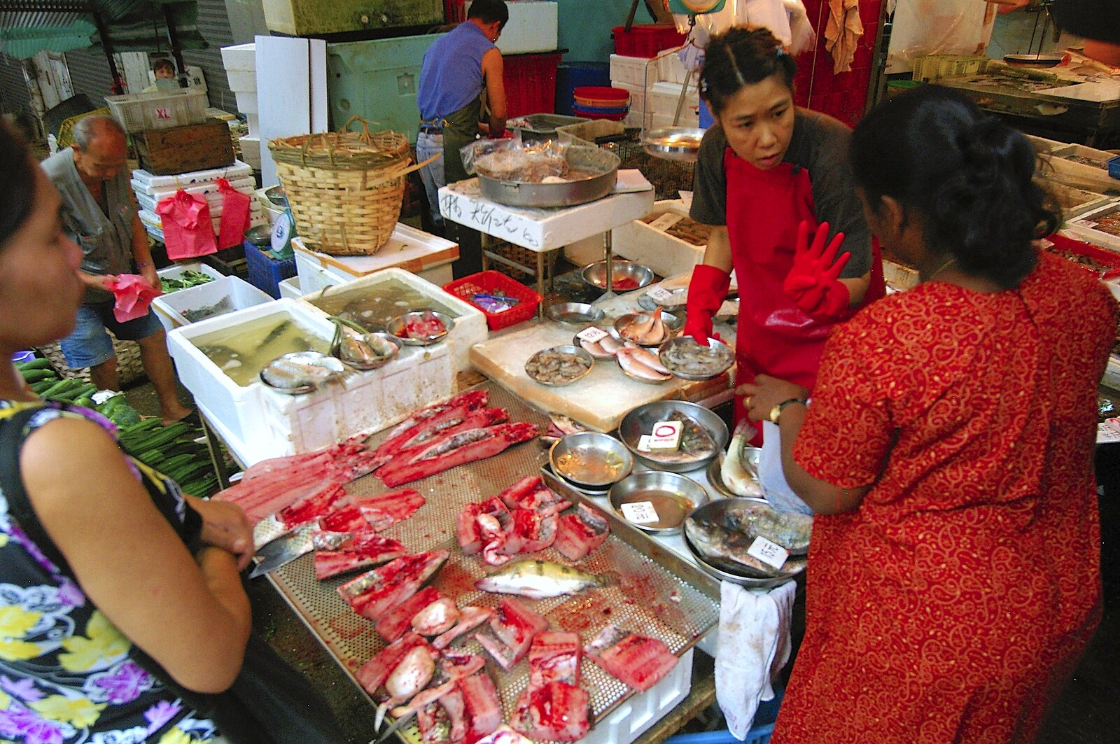 Bits of bloody fish, and dishes of things from Lan Kwai Fong Market, Hong Kong, China - 4th October 2006