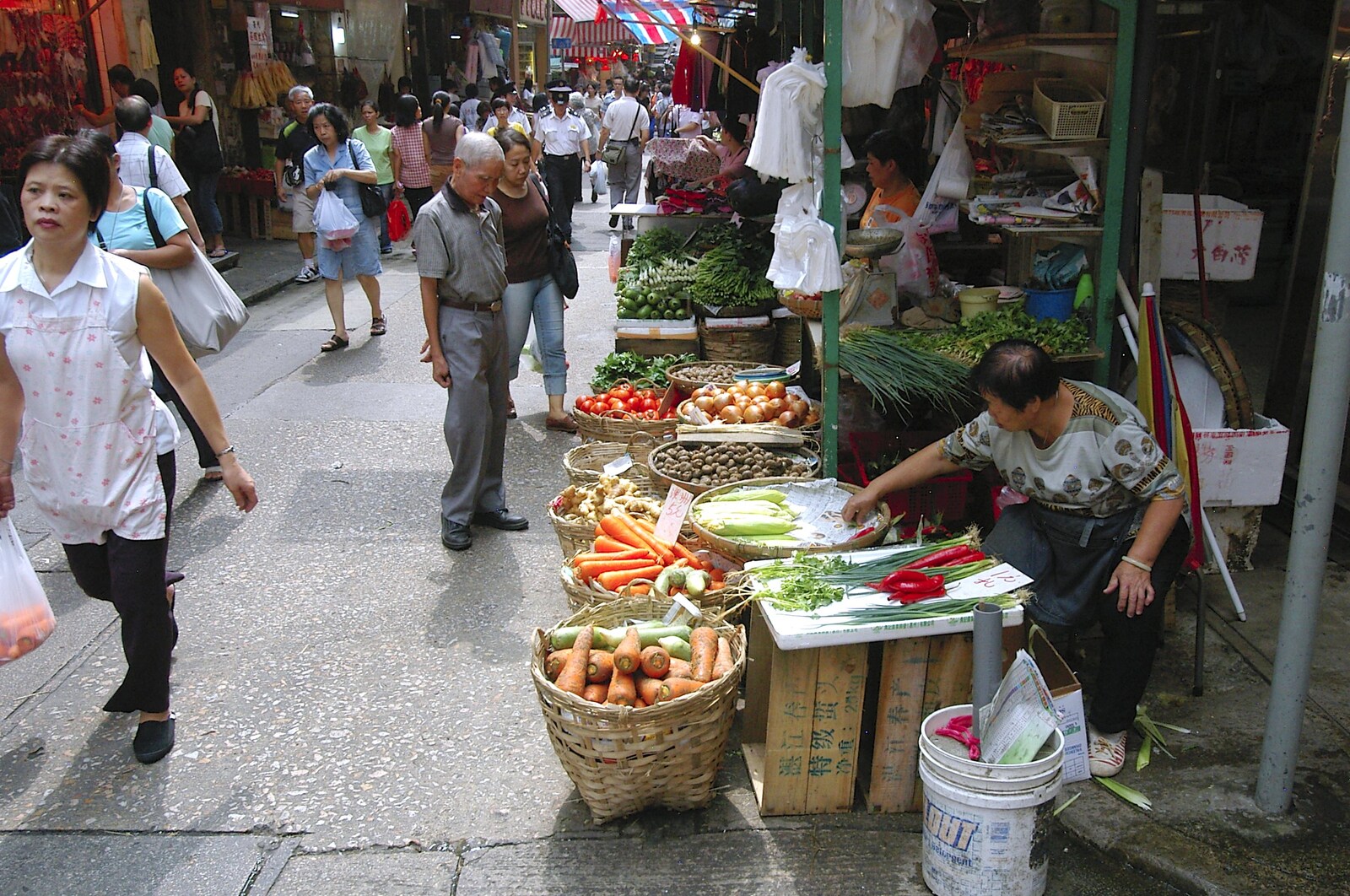 Carrots in a basket from Lan Kwai Fong Market, Hong Kong, China - 4th October 2006