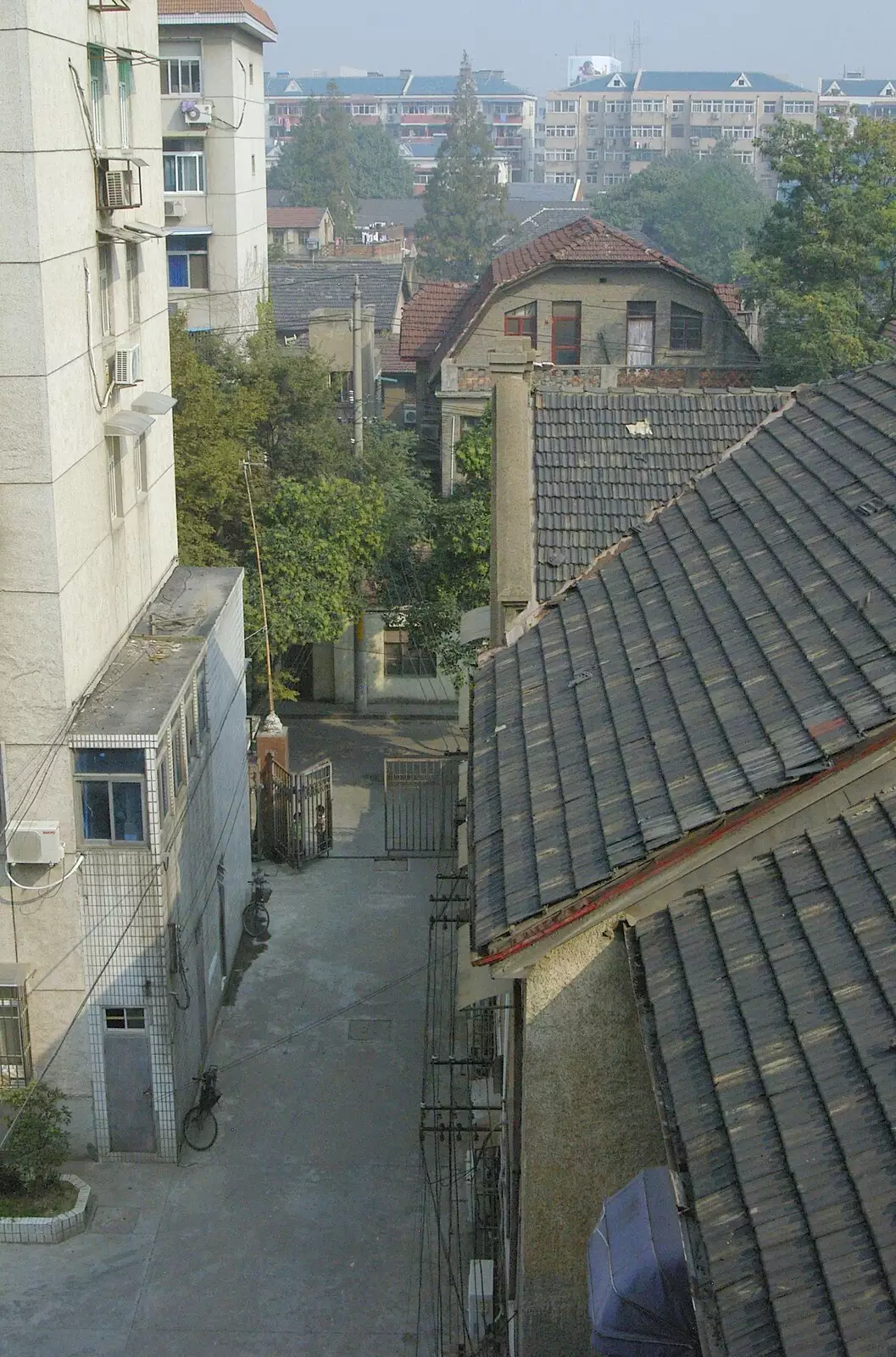 The alley behind the office, from A Few Days in Nanjing, Jiangsu Province, China - 7th October 2006