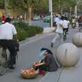 The fruit seller on the cycle path, A Few Days in Nanjing, Jiangsu Province, China - 7th October 2006