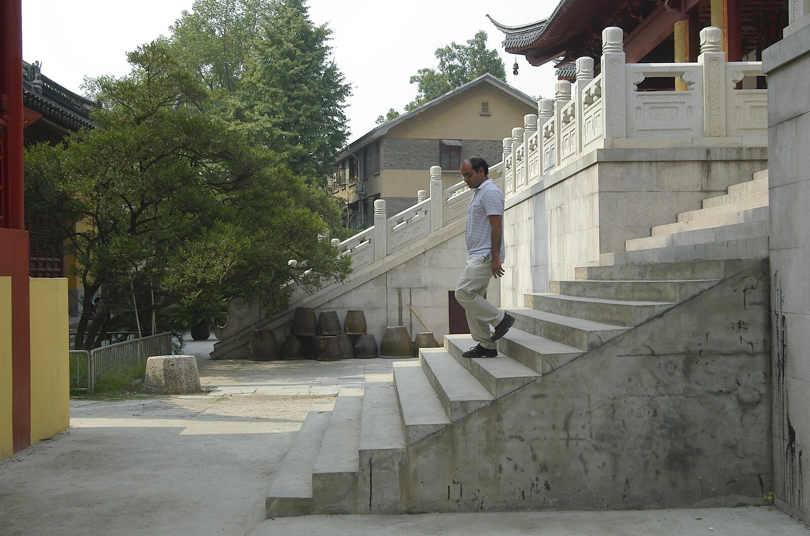 Asish on some steps from A Few Days in Nanjing, Jiangsu Province, China - 7th October 2006
