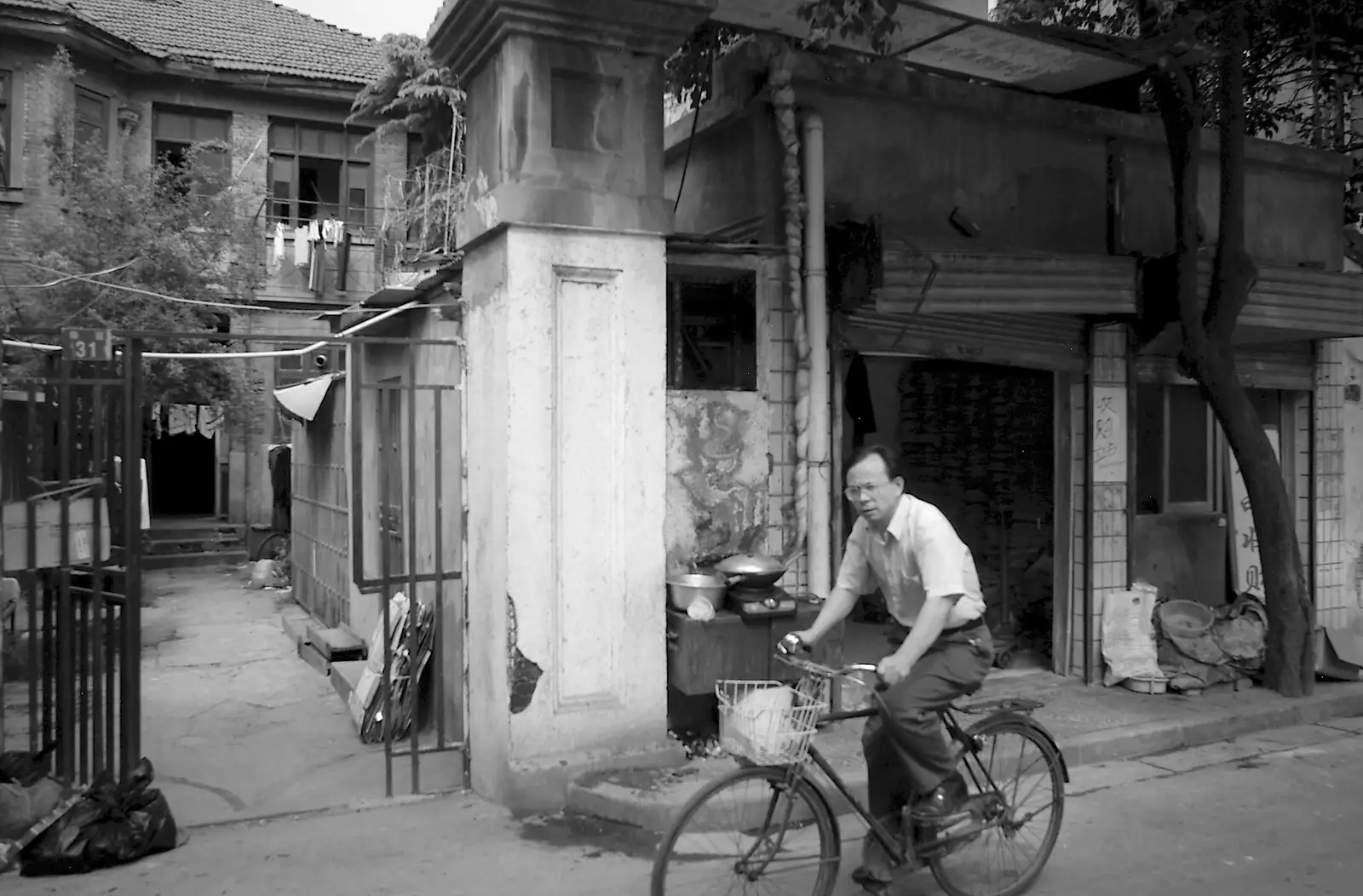 More bike action, from A Few Days in Nanjing, Jiangsu Province, China - 7th October 2006