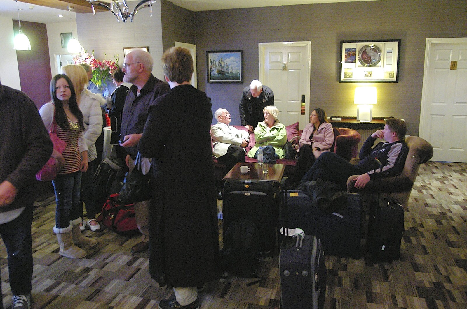 Guests gathered in the hotel's reception from Caroline and Chris's Wedding, Spanish Point, County Clare, Ireland - 26th October 2006