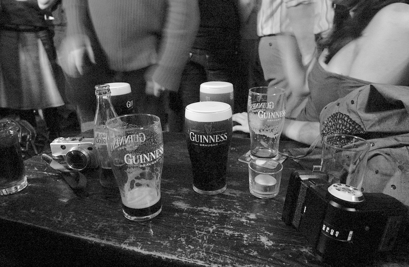 Nosher's pints from Caroline and Chris's Wedding, Spanish Point, County Clare, Ireland - 26th October 2006