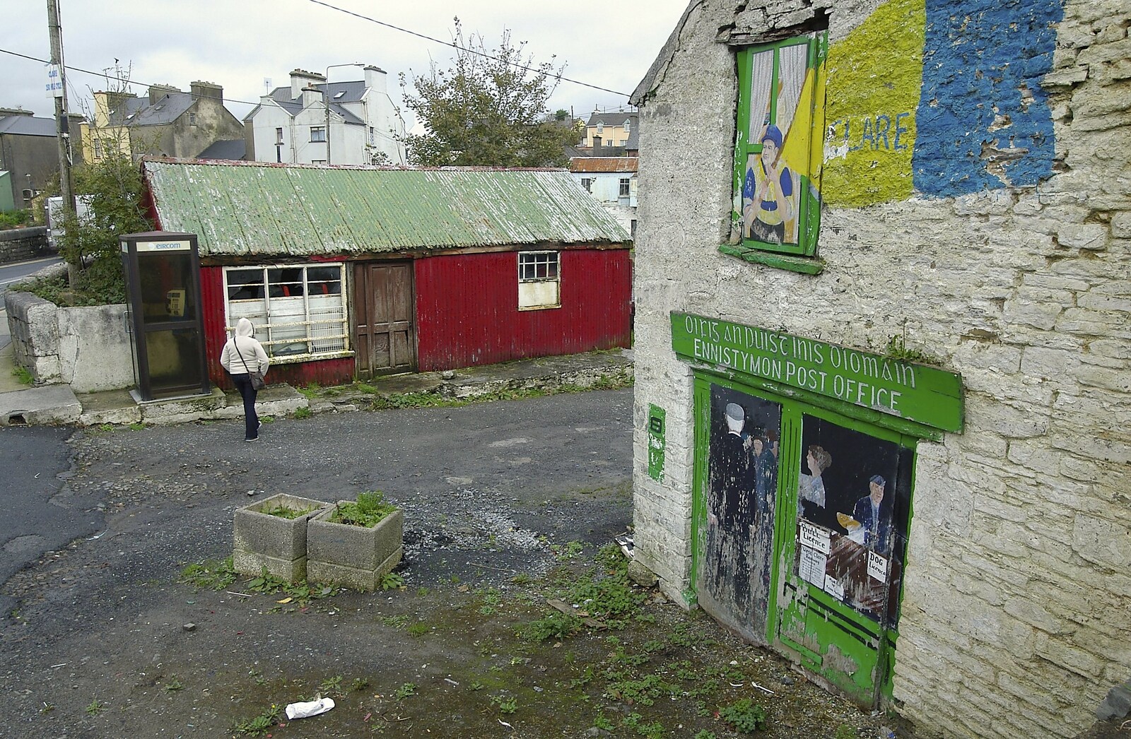 Isobel roams around near derelict buildings from Corofin, Ennistymon and The Burran, County Clare, Western Ireland - 27th October 2006