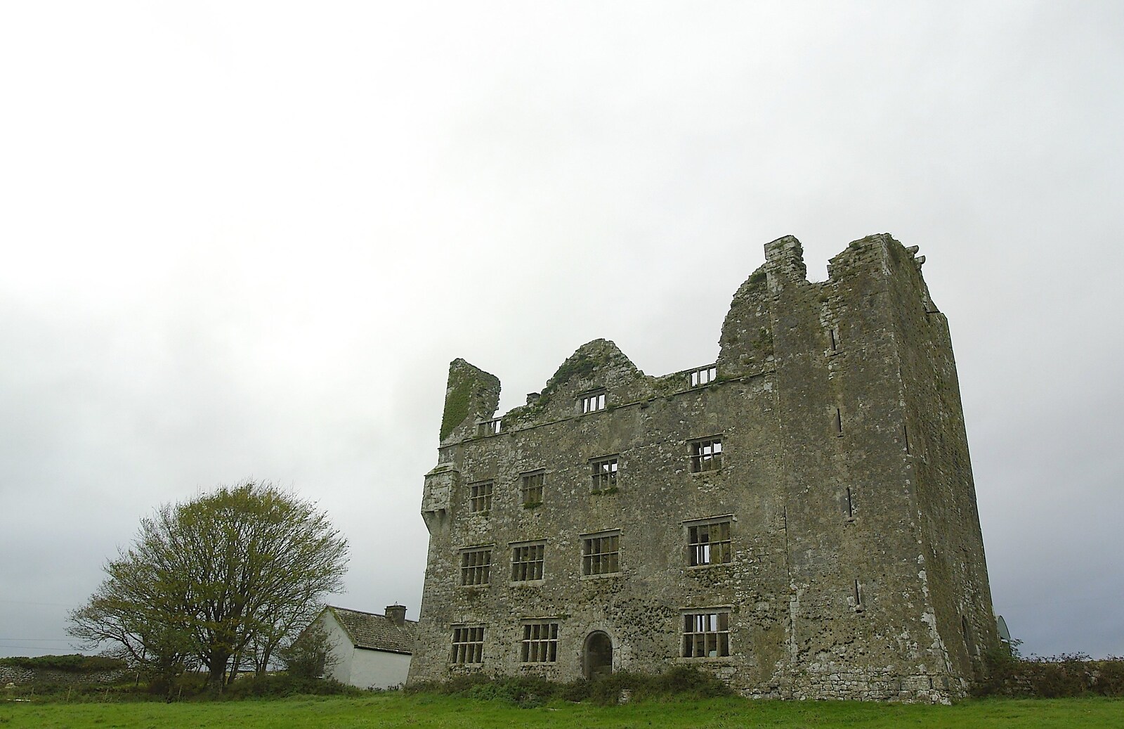 An imposing haunted shell of a once-grand house from Corofin, Ennistymon and The Burran, County Clare, Western Ireland - 27th October 2006