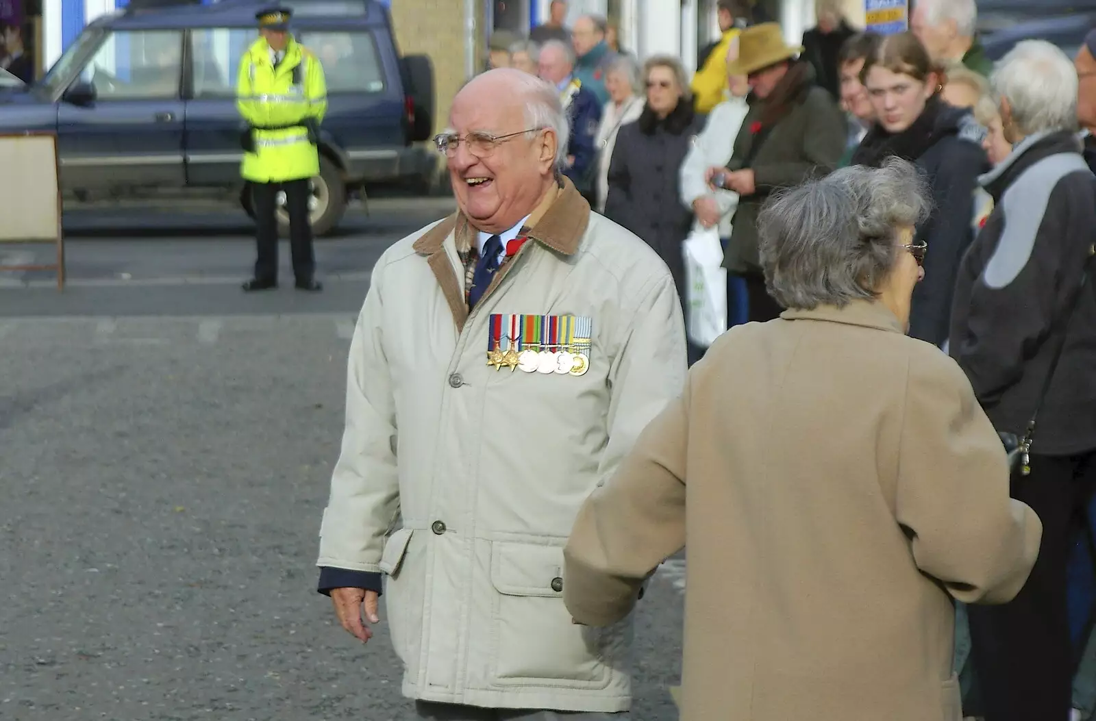 A veteran shares a smile, from Apples, Isobel's Birthday and  Remembrance Day, Cambridge and Diss, Norfolk - 11th November 2006