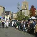 Another view of the crowds in the Market Place, Apples, Isobel's Birthday and  Remembrance Day, Cambridge and Diss, Norfolk - 11th November 2006