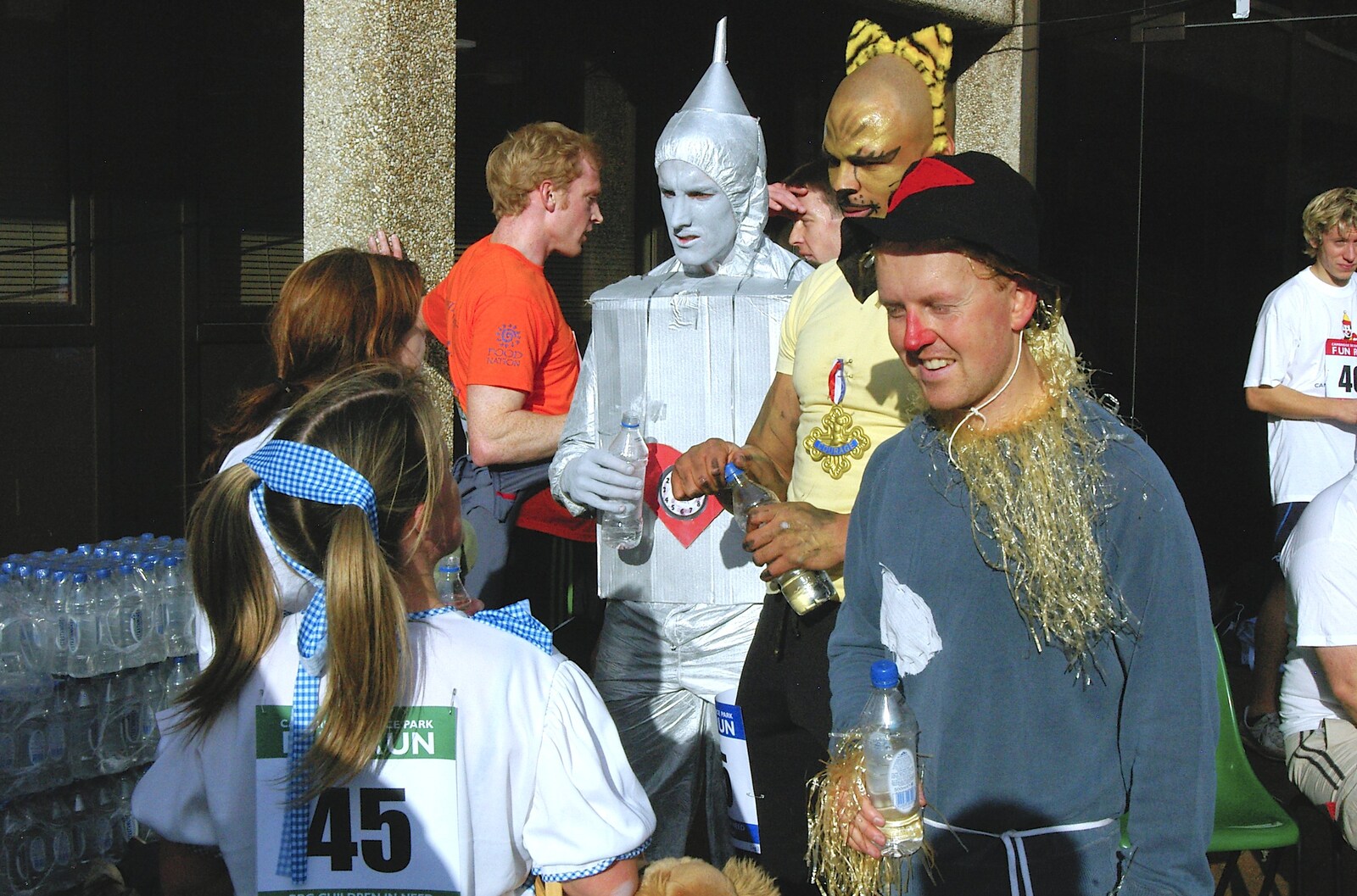 The Wizard of Oz team from Cambridge Science Park "Children in Need" Fun Run, Milton Road, Cambridge - 17th November 2006