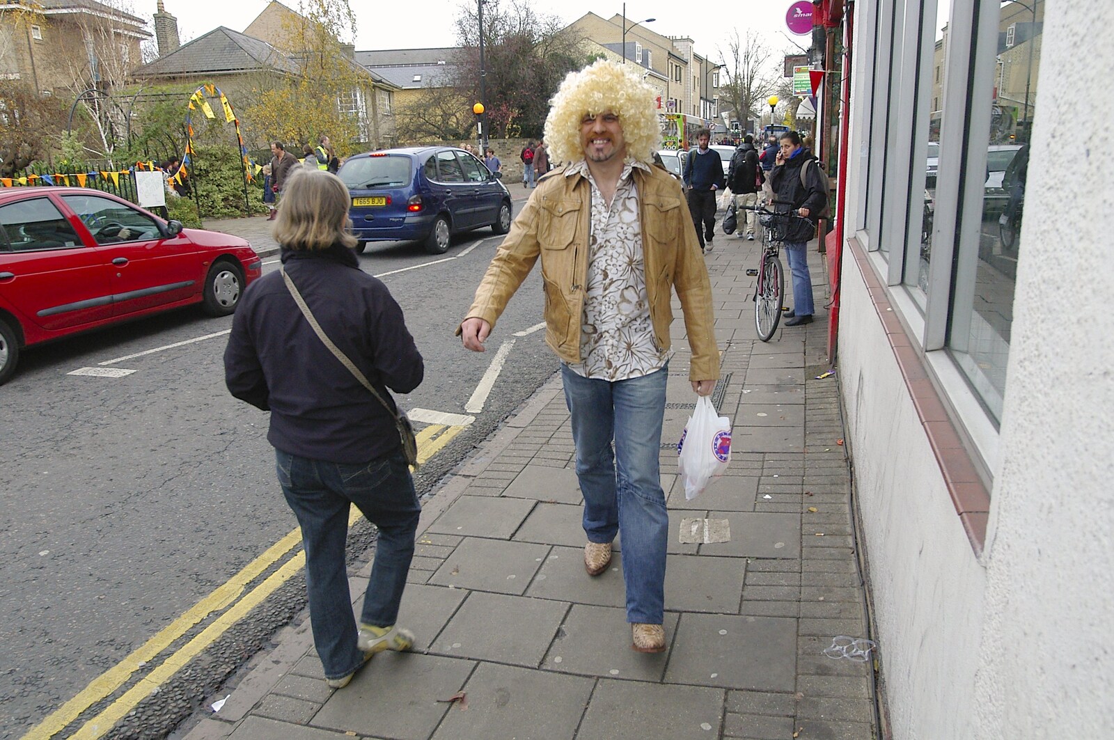 A dude with a big blonde wig from The Winter Fair, Mill Road, Cambridge - 2nd December 2006