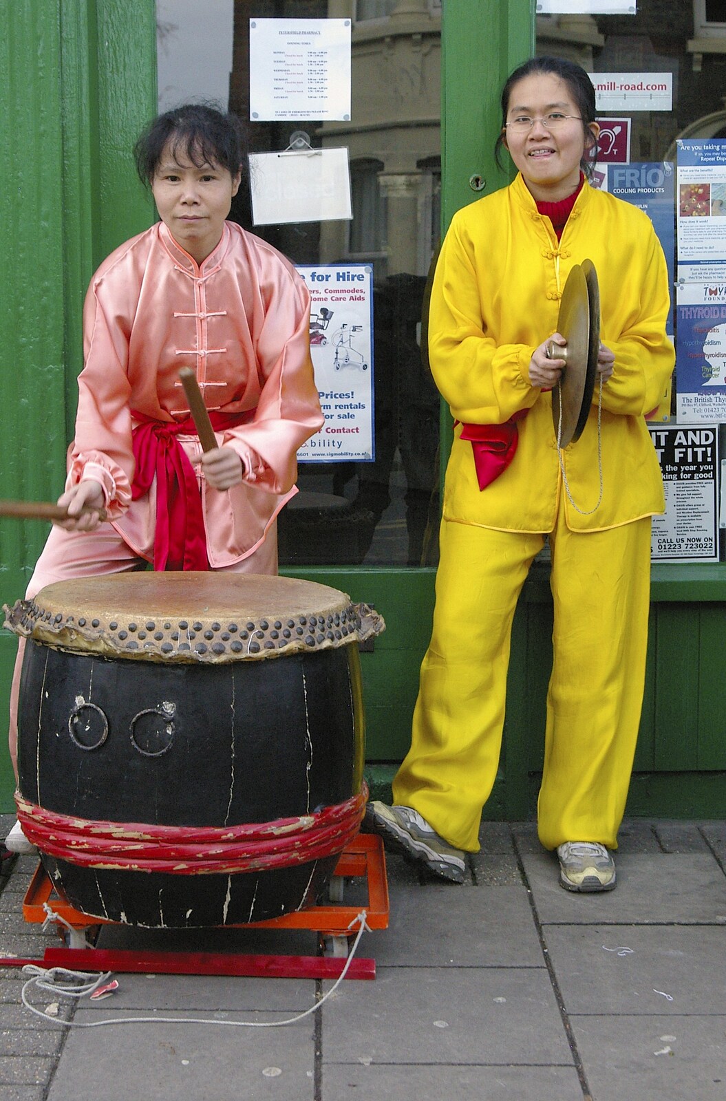 Chinese percussion from The Winter Fair, Mill Road, Cambridge - 2nd December 2006