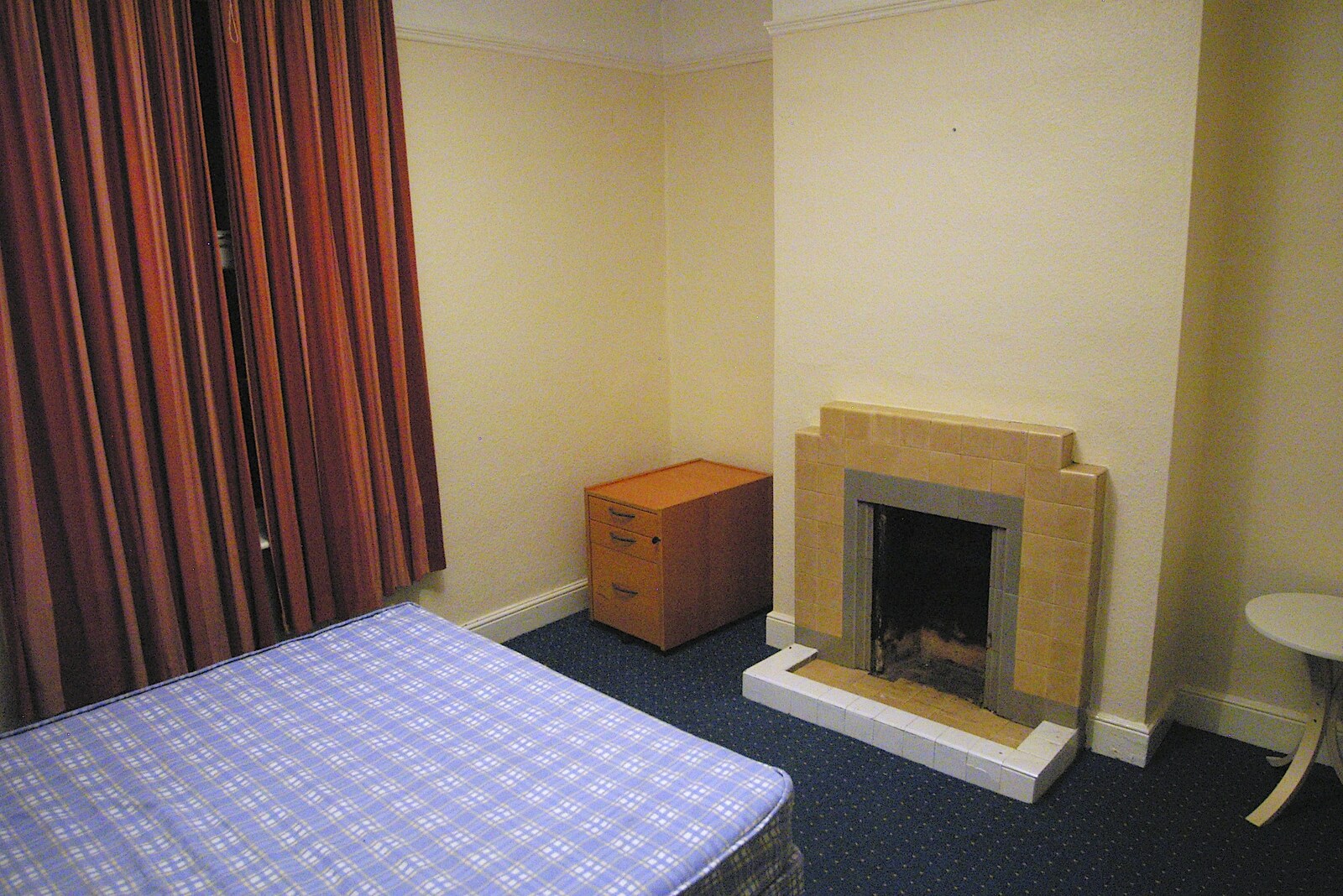50s glazed fireplace in the bedroom from Qualcomm Christmas, The BBs and Isobel Moves Flats, Cambridge and Ascot, Berkshire - 2nd December 2006
