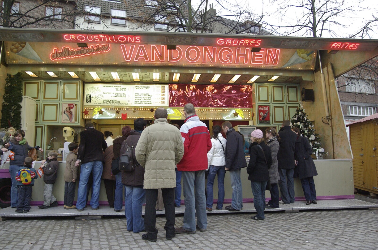 A crowd at Vandonghen waffles from The Christmas Markets of Brussels, Belgium - 1st January 2007