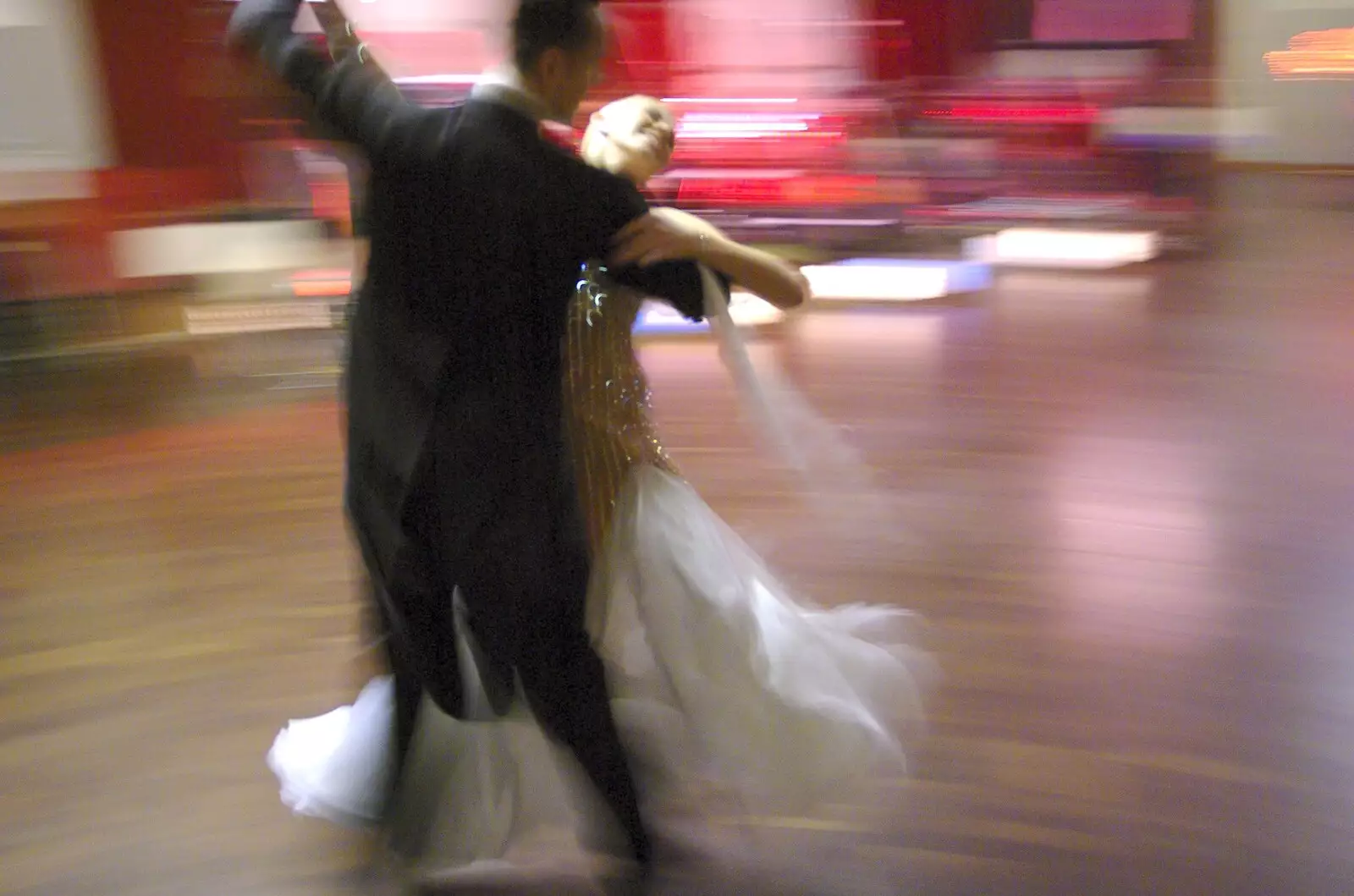 Long exposure captures the flow of the dancers , from Taptu: A New Start-up, and The BBs at the Apollo Rooms, Harleston - 3rd February 2007